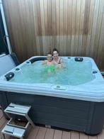 Jacuzzi 5 personen, Tuin en Terras, Ophalen of Verzenden, Zo goed als nieuw, Afdekzeil, Vast