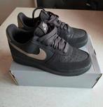 Nike Air Force 1 Low Medium Ash Zwart Maat 38.5 AF1 Air Max, Zwart, Nike, Nieuw, Ophalen of Verzenden