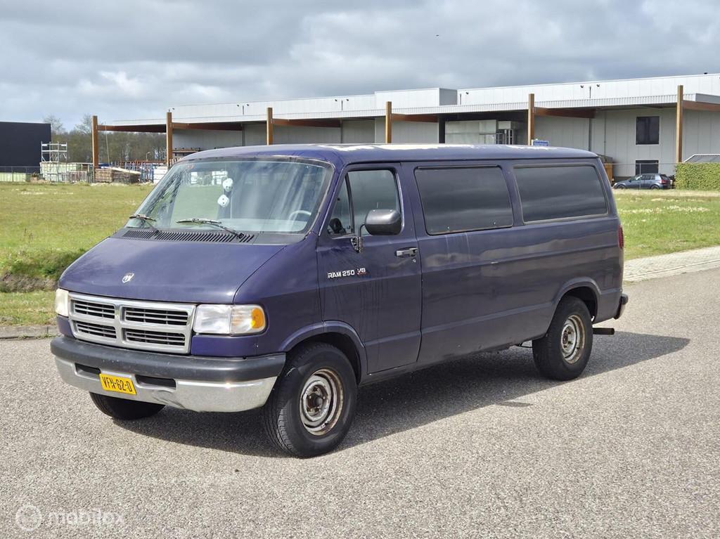 Dodge Ram van 250 V8 5.2 benzine / lpg automaat USA, Auto's, Dodge, Automaat, Achterwielaandrijving, Gebruikt, 8 cilinders