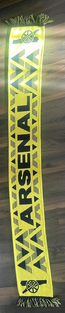 Sjaal Arsenal, Ophalen of Verzenden, Zo goed als nieuw, Buitenlandse clubs, Vaantje of Sjaal