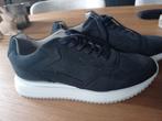Mooie donker blauwe sneakers, maat 45, Ophalen of Verzenden, Zo goed als nieuw, Blauw