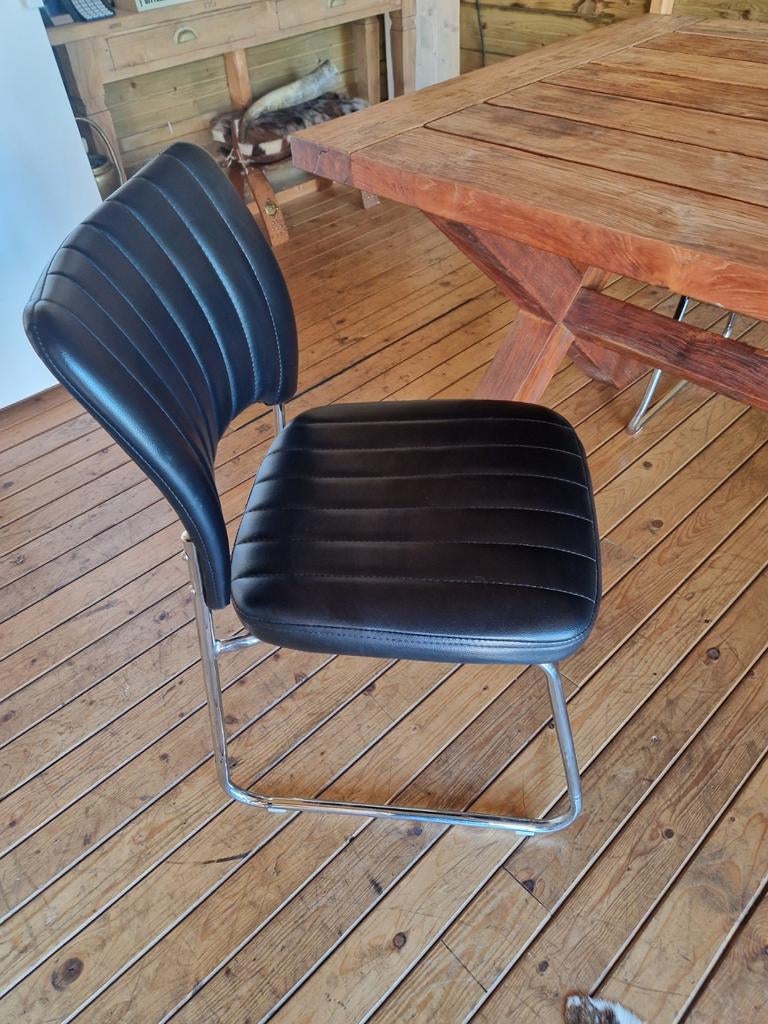 6 zwarte stoelen te koop van Rofra, Huis en Inrichting, Ophalen of Verzenden, Gebruikt, Zwart