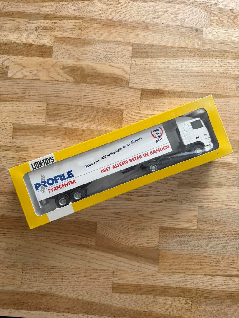 Nieuw in doos - lion toys, Hobby en Vrije tijd, Modelauto's | 1:50, Ophalen, Zo goed als nieuw, Bus of Vrachtwagen, Lion Toys