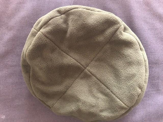 Zwarte pet, zwarte PostNL muts en groene baret., Ophalen of Verzenden, Zo goed als nieuw, Maat 48/50 (M), Muts