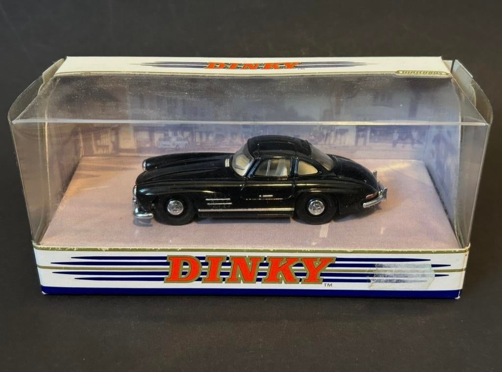 Dinky - Mercedes Benz 300-SL Gullwing, 1955, Ophalen of Verzenden, Zo goed als nieuw, Auto, Dinky Toys