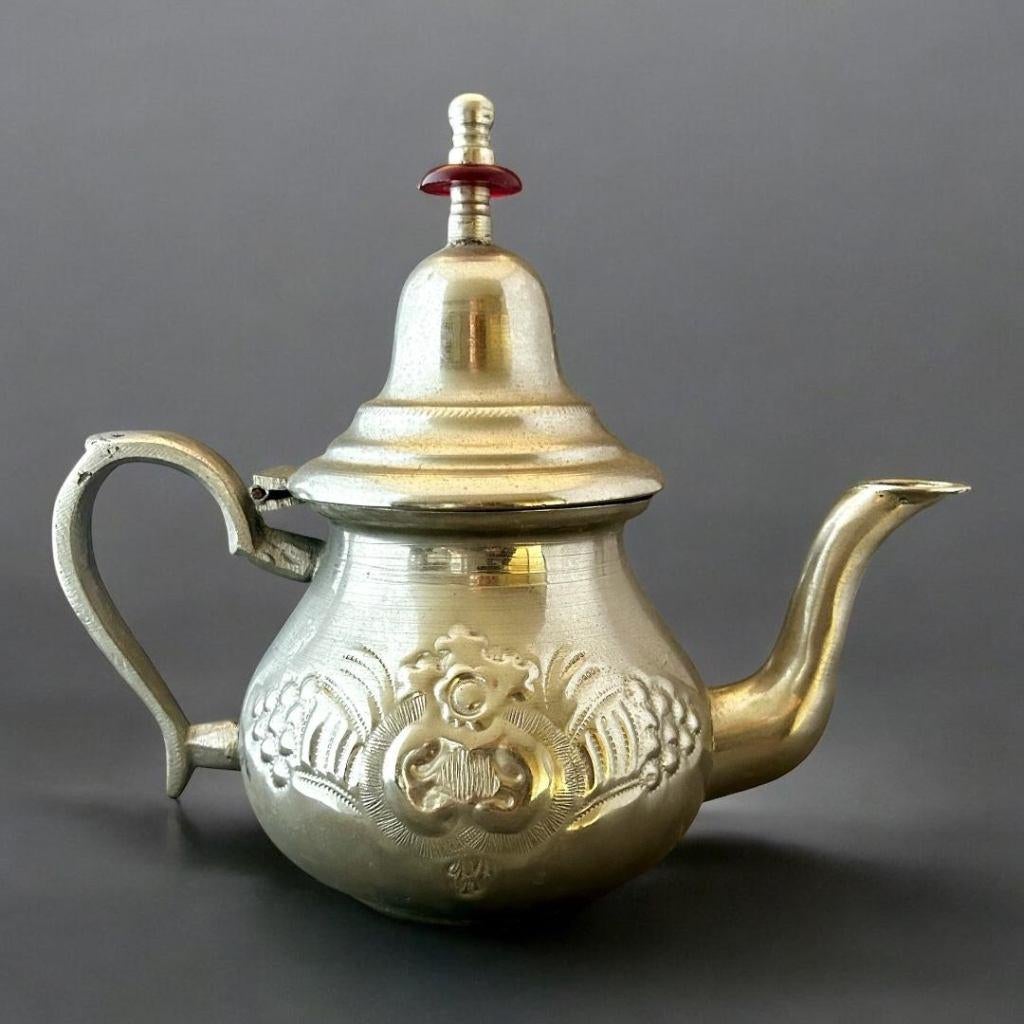 Marokkaanse theepot, ook wel bekend als een ‘berrad’., Theepot/fluitketel, Gebruikt, Zilver, Ophalen of Verzenden