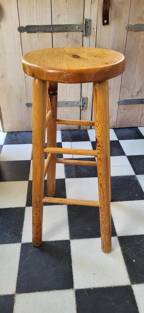 Massief grenen vintage kruk, jaren 70/80, 1 kruk, Ophalen, Gebruikt, 60 tot 90 cm