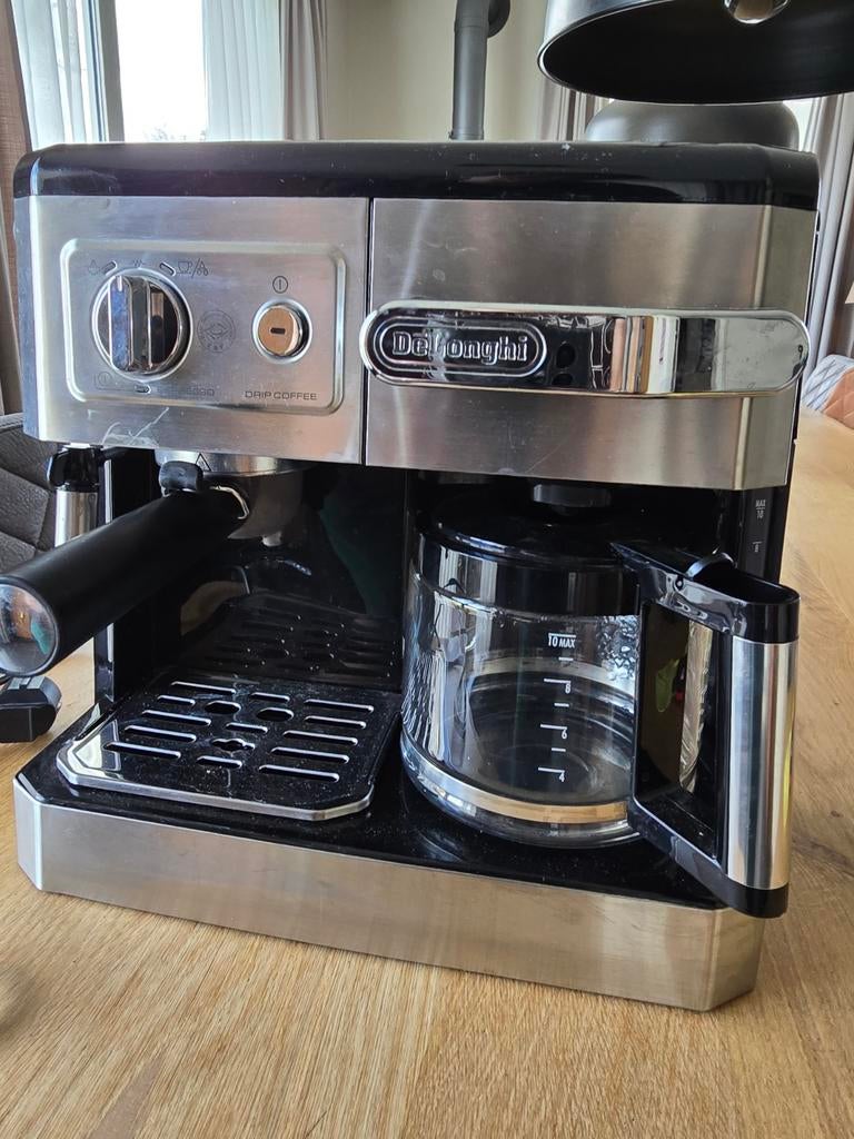 Delonghi combi koffiemachine espresso en filterkoffie, Ophalen, Gebruikt, Gemalen koffie, Afneembaar waterreservoir