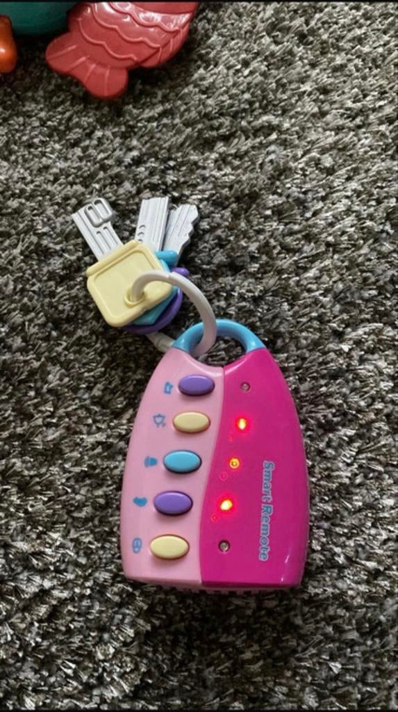 Roze speelgoed autosleutels met licht en geluid, Ophalen of Verzenden, Gebruikt, Overige typen, Met licht
