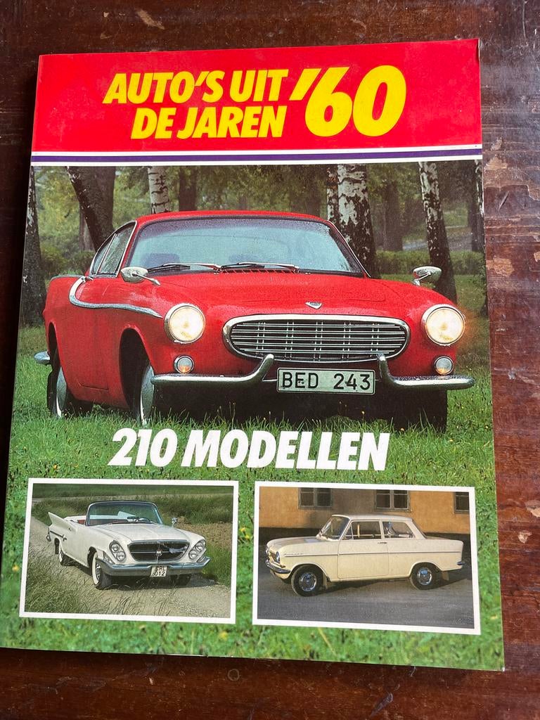 Auto's uit de jaren '60 - 210 modellen, Boeken, Auto's | Boeken, Ophalen of Verzenden, Zo goed als nieuw