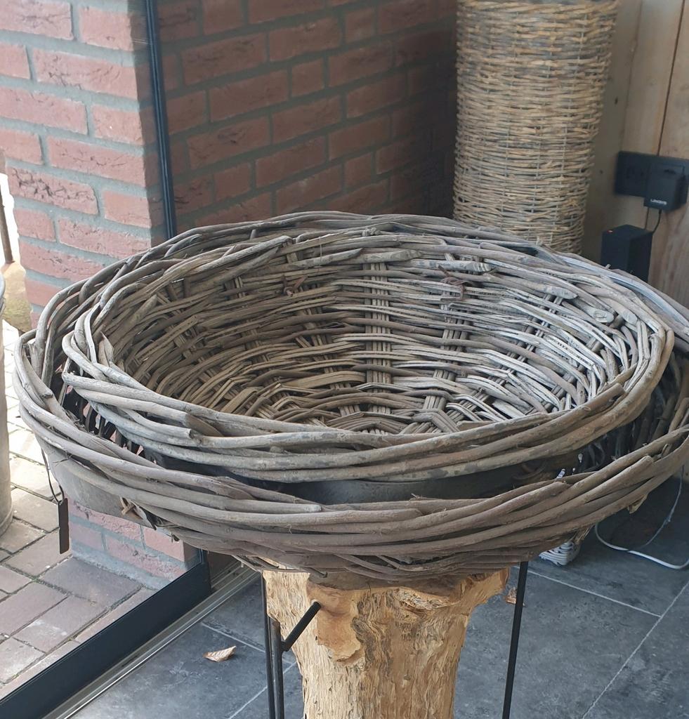 Hoffz, mandenset, met lederen banden en houten onderzijde, Ophalen of Verzenden, Nieuw
