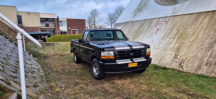 Ford F150 Regular CAB PU 1993, Auto's, Bestelauto's, Particulier, Ford, LPG, Handgeschakeld, Geïmporteerd, Zwart, Blauw, Stof