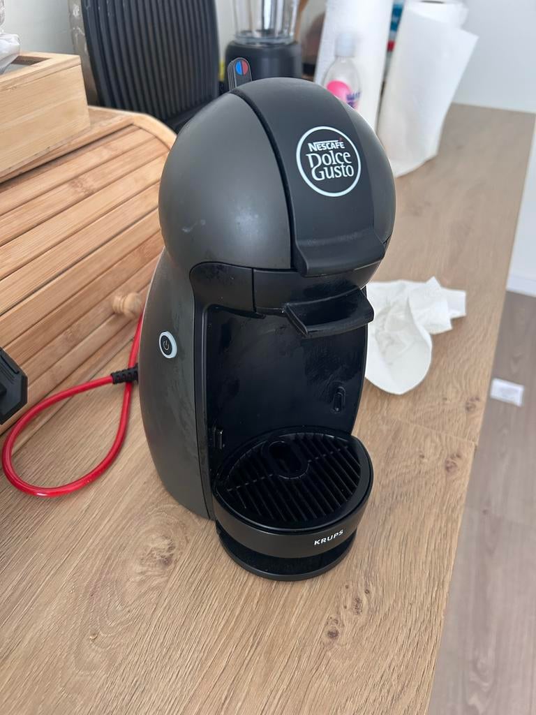 Nescafé Dolce Gusto Krups koffiezetapparaat, Koffiepads en cups, Gebruikt, Koffiemachine, Ophalen of Verzenden