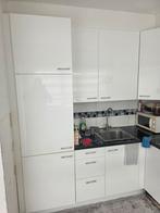 Luxe Keuken met Apparatuur, Ophalen, Gebruikt, Wit, Graniet of Steen