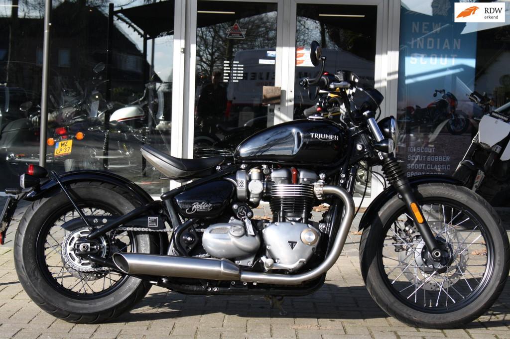 Triumph Chopper Bonneville Bobber Black Inruil Mogelijk, Motoren, Motoren | Triumph, Bedrijf, Chopper, meer dan 35 kW, ABS, LED Verlichting