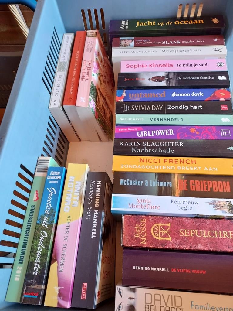 23 Mooie paperback in prima staat slechts € 12.50, Ophalen, Zo goed als nieuw, Verschillende onderwerpen