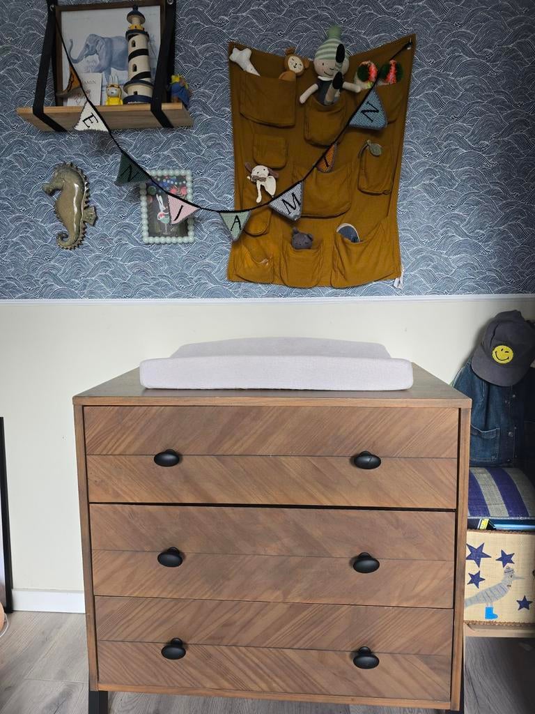 Stijlvolle houten commode – tijdloos design, Ophalen, Gebruikt, 50 tot 70 cm, 75 tot 100 cm