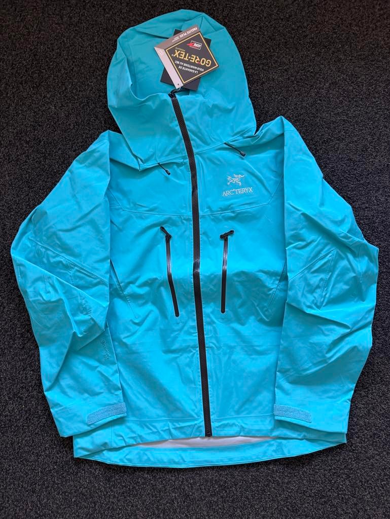 Nieuwe Arc'teryx Regenjas - Maat XL, Ophalen of Verzenden, Nieuw, Maat 56/58 (XL), Blauw