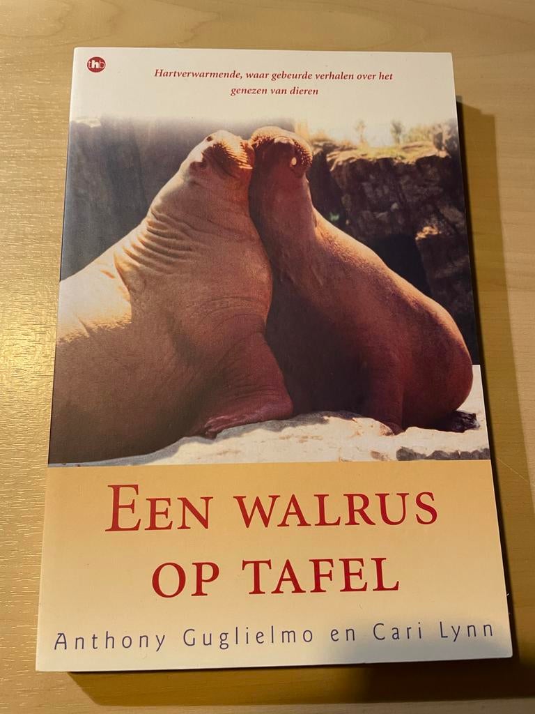 Een Walrus op Tafel - Hartverwarmende Dierverhalen, Ophalen of Verzenden, Zo goed als nieuw, Overige diersoorten