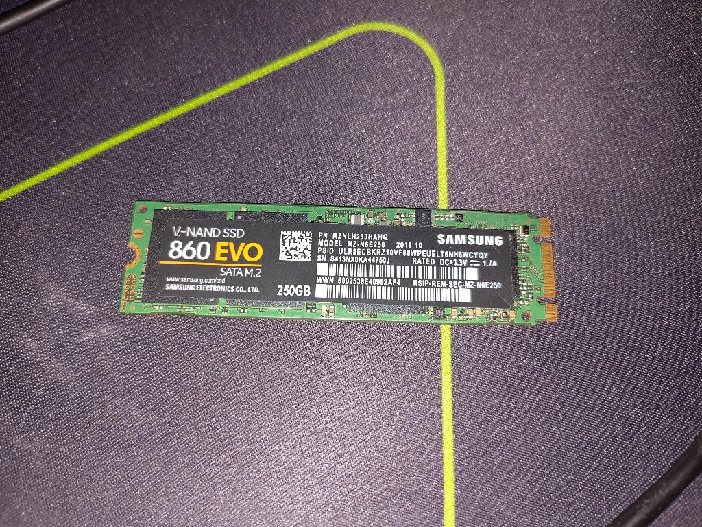 Samsung 860 EVO M.2 SATA SSD 250GB, Computers en Software, Harde schijven, Intern, Gebruikt, SSD, Samsung evo