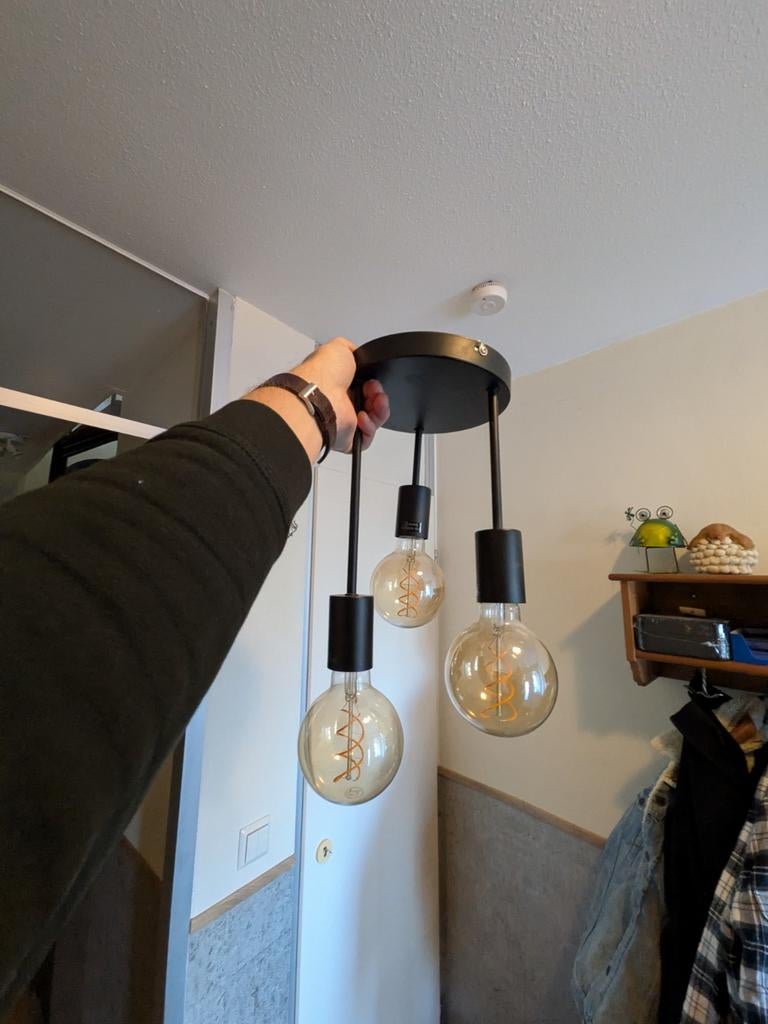 Moderne hanglamp met 3 led lampen, Ophalen of Verzenden, Zo goed als nieuw, Glas, Modern, Industrieel