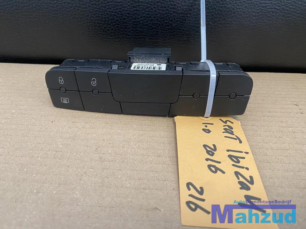 SEAT IBIZA 4 Centrale deurvergrendelings schakelaar 2008-201, Gebruikt, Autovia A-2, Km 585 585
08760  Martorell, ES, Ophalen of Verzenden