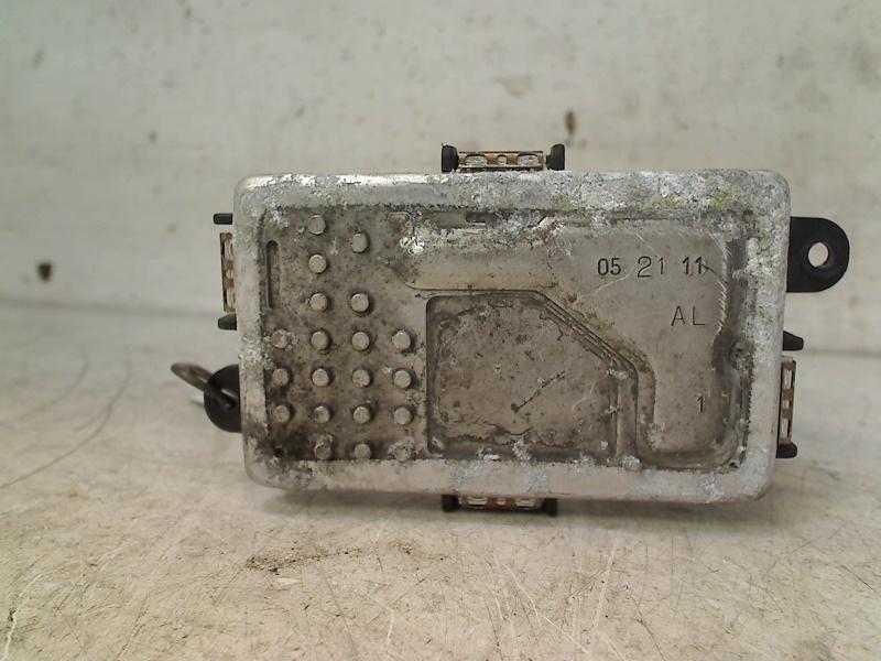 Kachelweerstand Mercedes-Benz C Estate (S204) A2128702110, Gebruikt, Mercedes-Benz AG, Mercedes-Benz, Mercedesstraße 120, Stuttgart 70372, , Duitsland