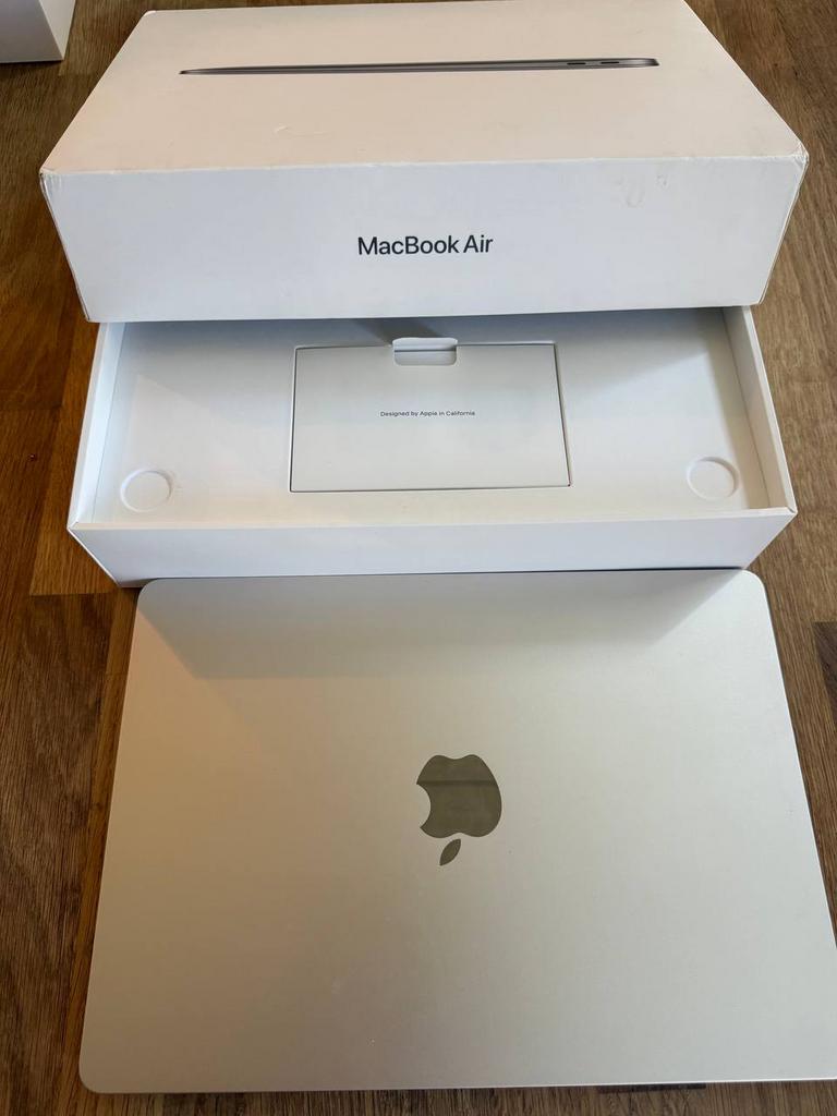 Apple macbook air m2, Ophalen of Verzenden, Zo goed als nieuw, 13 inch, MacBook Air