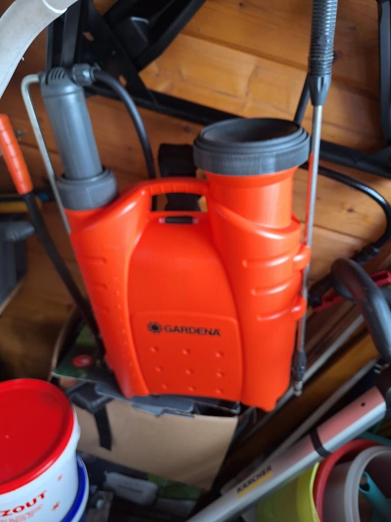 Gardena rugspuit, Ophalen, Gebruikt, Onkruidbestrijding