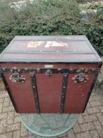 Oude hutkoffer / reiskoffer, ijzer met koper beslag, Antiek en Kunst, Ophalen