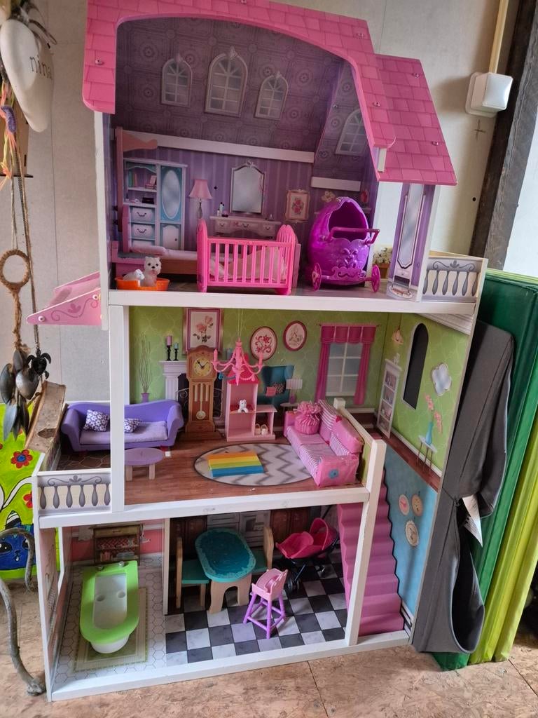 Barbiehuis, poppenhuis, Kinderen en Baby's, Speelgoed | Poppenhuizen, Ophalen, Poppenhuis