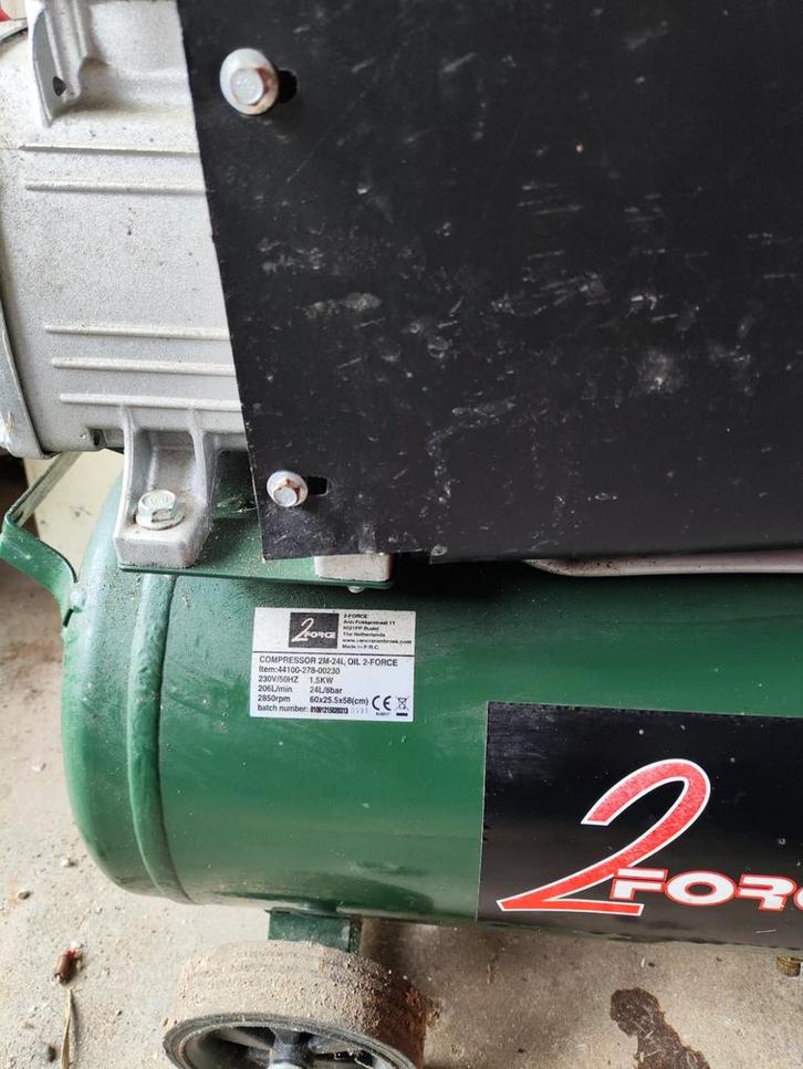 Compressor 8 bar in prima staat - wegens overcompleet, Doe-het-zelf en Verbouw, Compressors, Ophalen of Verzenden