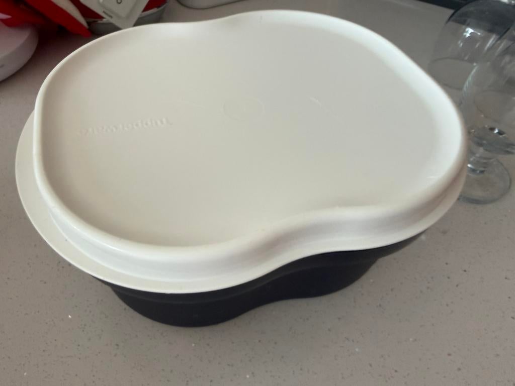 39 Kaasbak van het merk Tupperware., Verzenden, Gebruikt