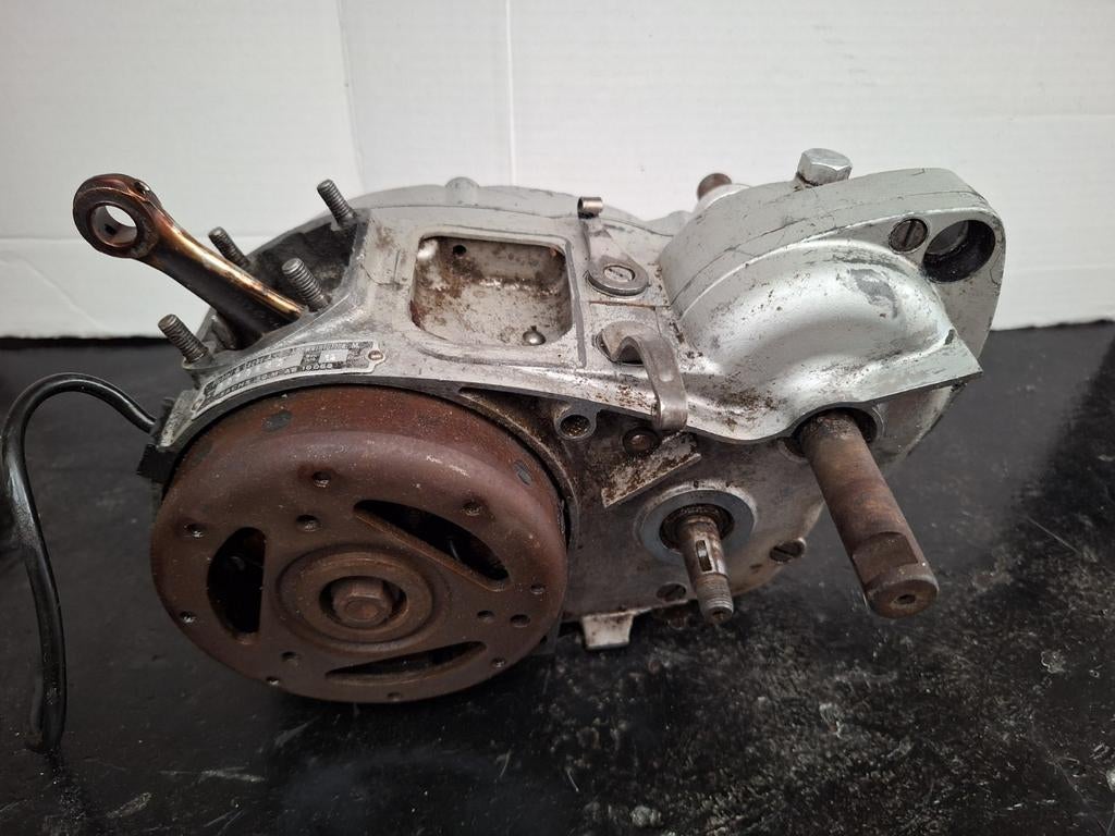 Te koop Sachs 50/2 blok (75 euro inc), Fietsen en Brommers, Brommeronderdelen | Oldtimers, Ophalen, Gebruikt, Blok, Overige merken