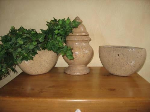 Bloempotten ovaal met kunstplanten en pot met deksel, Tuin en Terras, Bloempotten, Steen, Gebruikt, Rond, Binnen