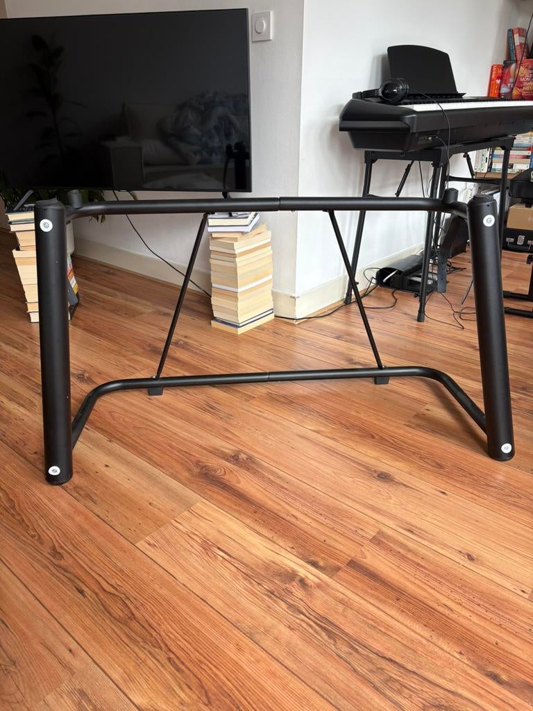 Piano standaard, Muziek en Instrumenten, Piano's, Ophalen, Zo goed als nieuw, Zwart