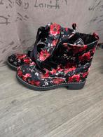 Zwarte laarzen met rode bloemenprint, Ophalen, Zo goed als nieuw, Zwart, Hoge laarzen