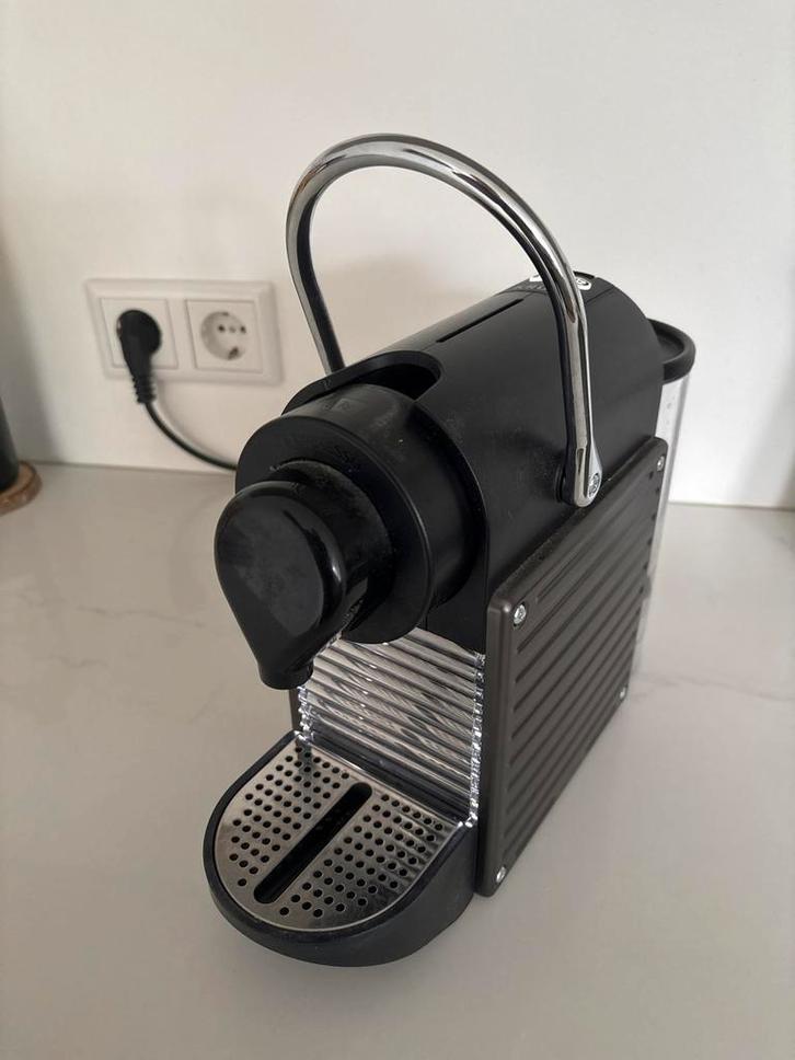 Nespresso pixie - Compacte krups, Witgoed en Apparatuur, Koffiezetapparaten, Zo goed als nieuw, Koffiepads en cups, Espresso apparaat