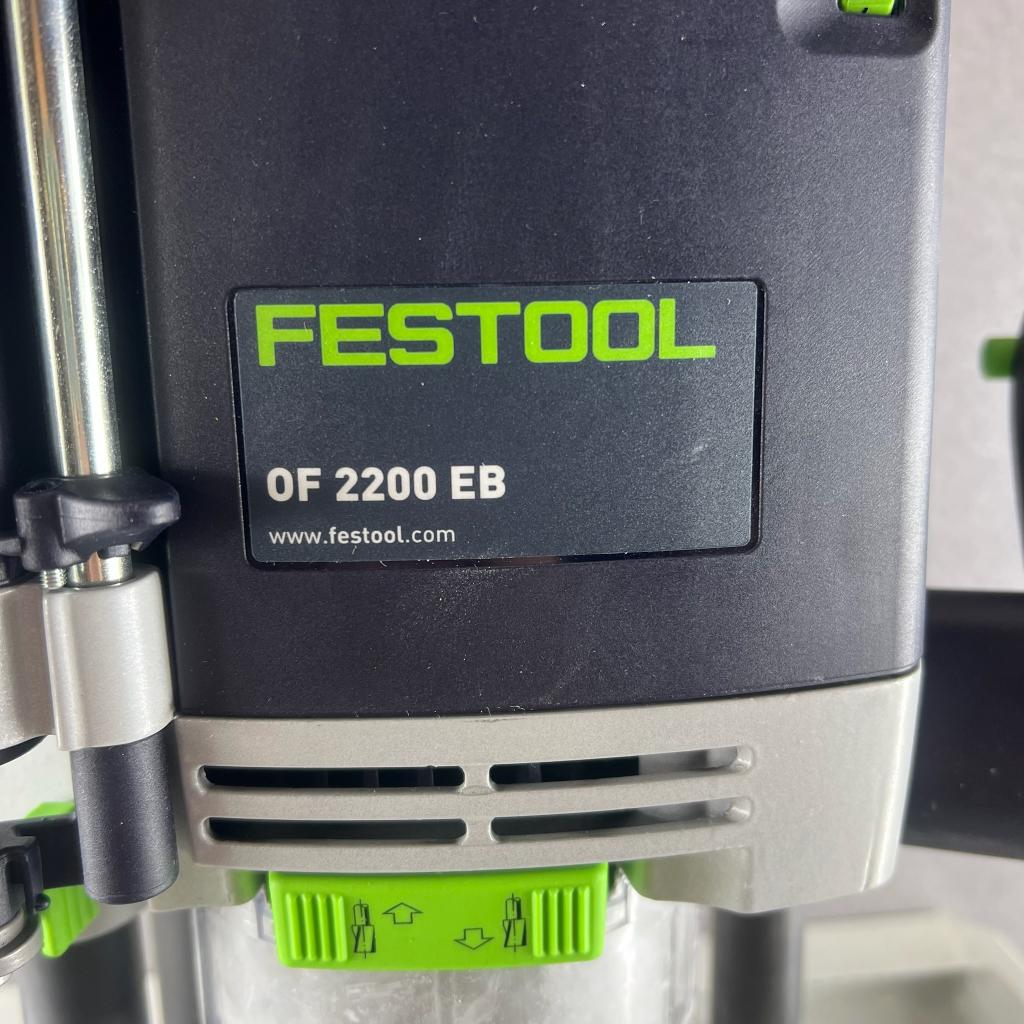 Festool OF 2200 EB-Plus Bovenfrees + Accessoiresset | 407058, Ophalen of Verzenden, Zo goed als nieuw, Bovenfrees, Festool