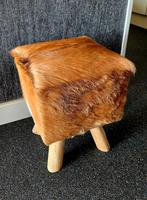 Prachtig echt geitenhuid krukje, Ophalen of Verzenden, Nieuw, Hout
