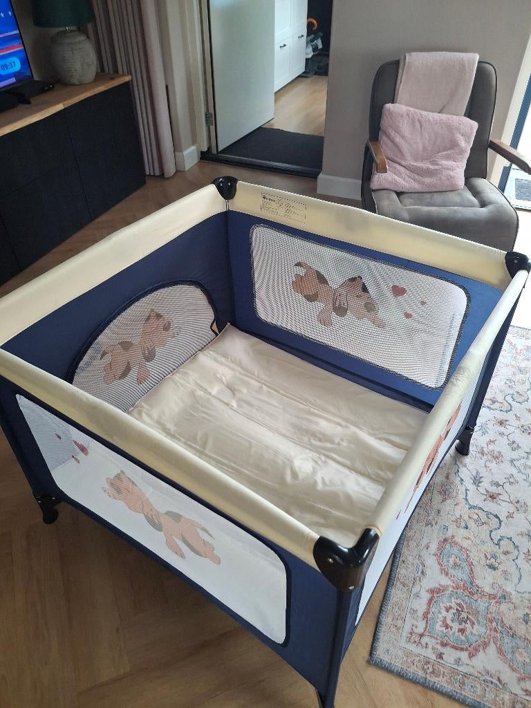 Inklapbare box, Kinderen en Baby's, Boxen, Ophalen, Zo goed als nieuw, Vierkant