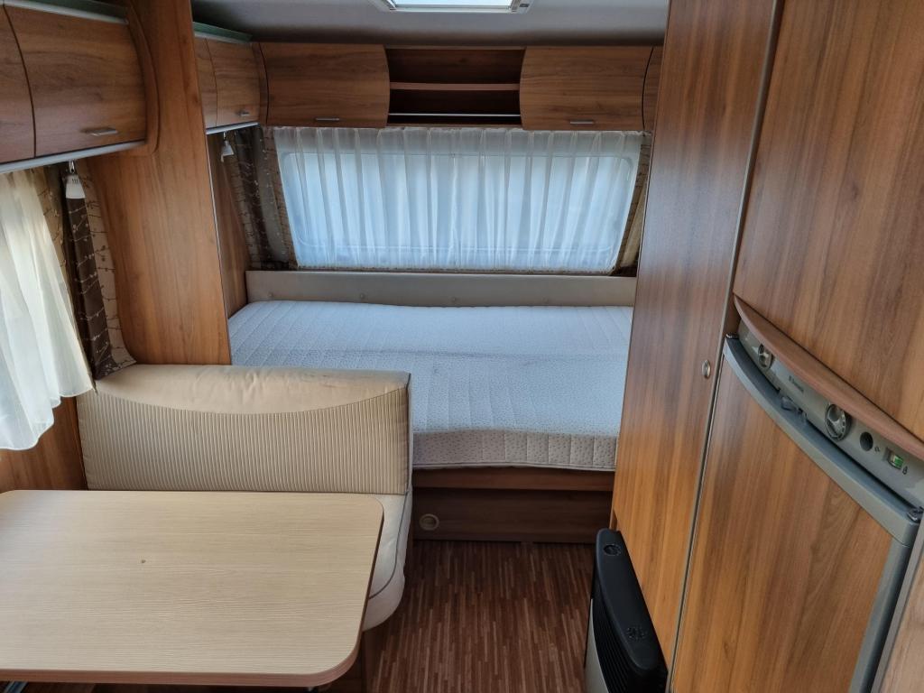 Bürstner Averso 420 TS - Mover - Voortent -, Bedrijf, Treinzit, Bürstner, 4 tot 5 meter