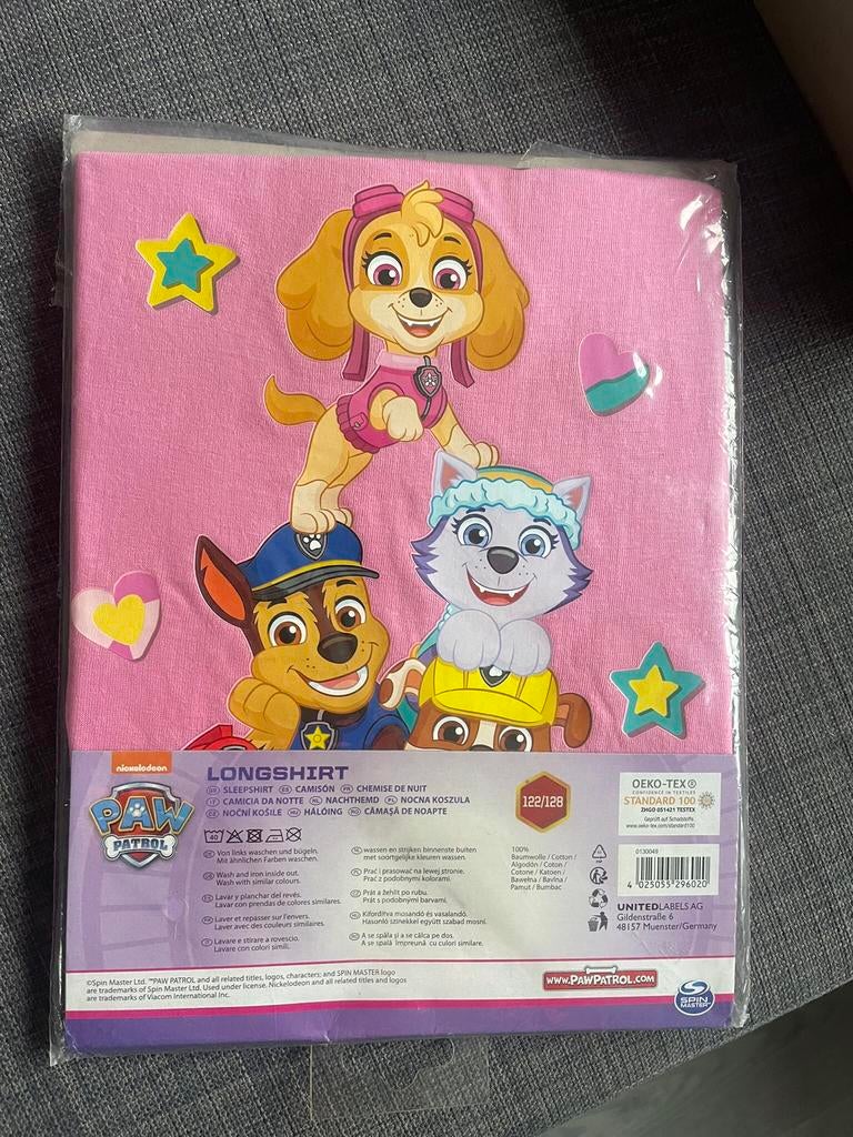 Nieuw in plastic: Roze "Paw Patrol" Nachthemd maat 122/128, Kinderen en Baby's, Kinderkleding | Maat 122, Nacht- of Onderkleding