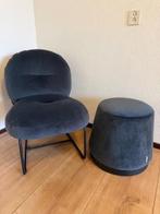 grijs/blauw Must Living stoel en poef // fauteuil met poef, Ophalen, Zo goed als nieuw, 75 tot 100 cm, 50 tot 75 cm