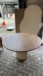 Eettafel rond 125 x 73 cm betoncire poot fineer eiken blad, Huis en Inrichting, Tafels | Eettafels, Ophalen, Japandi, Overige materialen