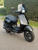 Vespa sprint 2021! Black x Forged carbon! Full malossi 80cc, Fietsen en Brommers, Scooters | Vespa, Ophalen, Zo goed als nieuw
