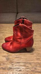 Rode laarsjes maat 41, Ophalen, Lage of Enkellaarzen, Onbekend, Gedragen