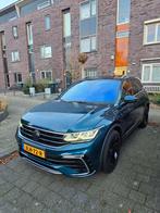 Volkswagen Tiguan 1.4 TSI Ehybrid 245pk R-Line Business +, Auto's, 4 cilinders, 150 pk, Blauw, Leder en Stof