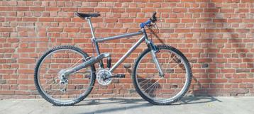 TREK 9200 beschikbaar voor biedingen