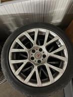 Te koop, nette set., Auto-onderdelen, Banden en Velgen, 245 mm, Winterbanden, Ophalen, 19 inch